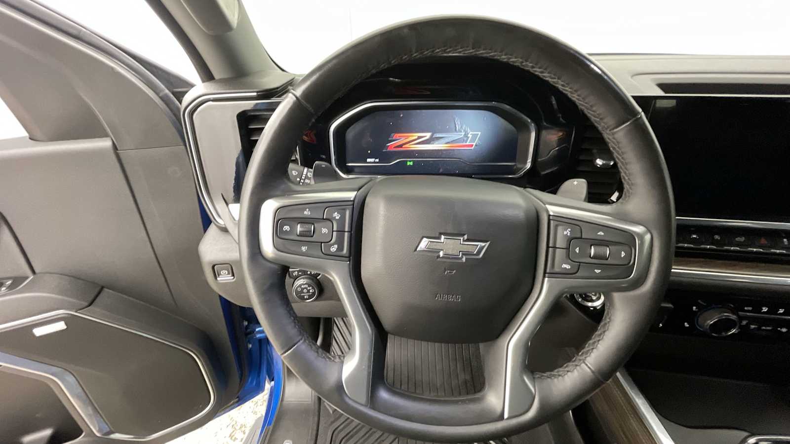 Thumbnail: 2023 Chevrolet Silverado 1500 - 12