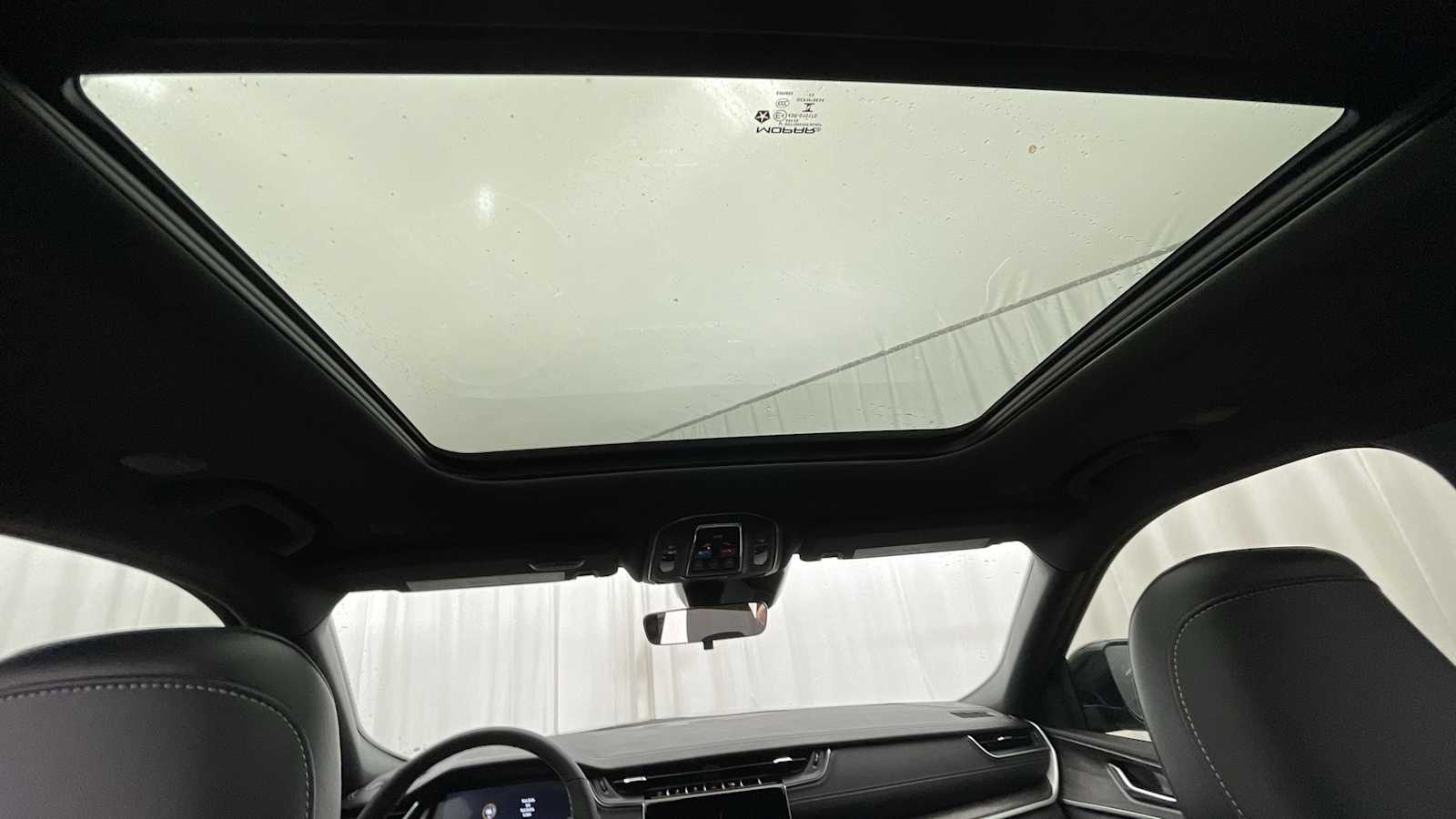 Thumbnail: 2025 Jeep Grand Cherokee - 9