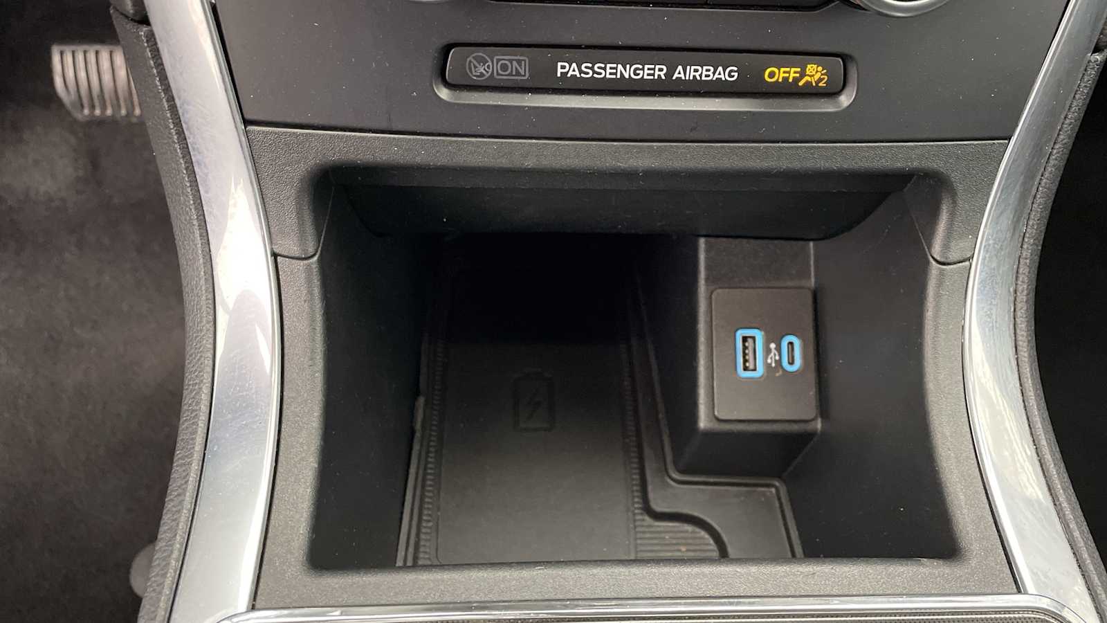 Thumbnail: 2024 Ford Edge - 18