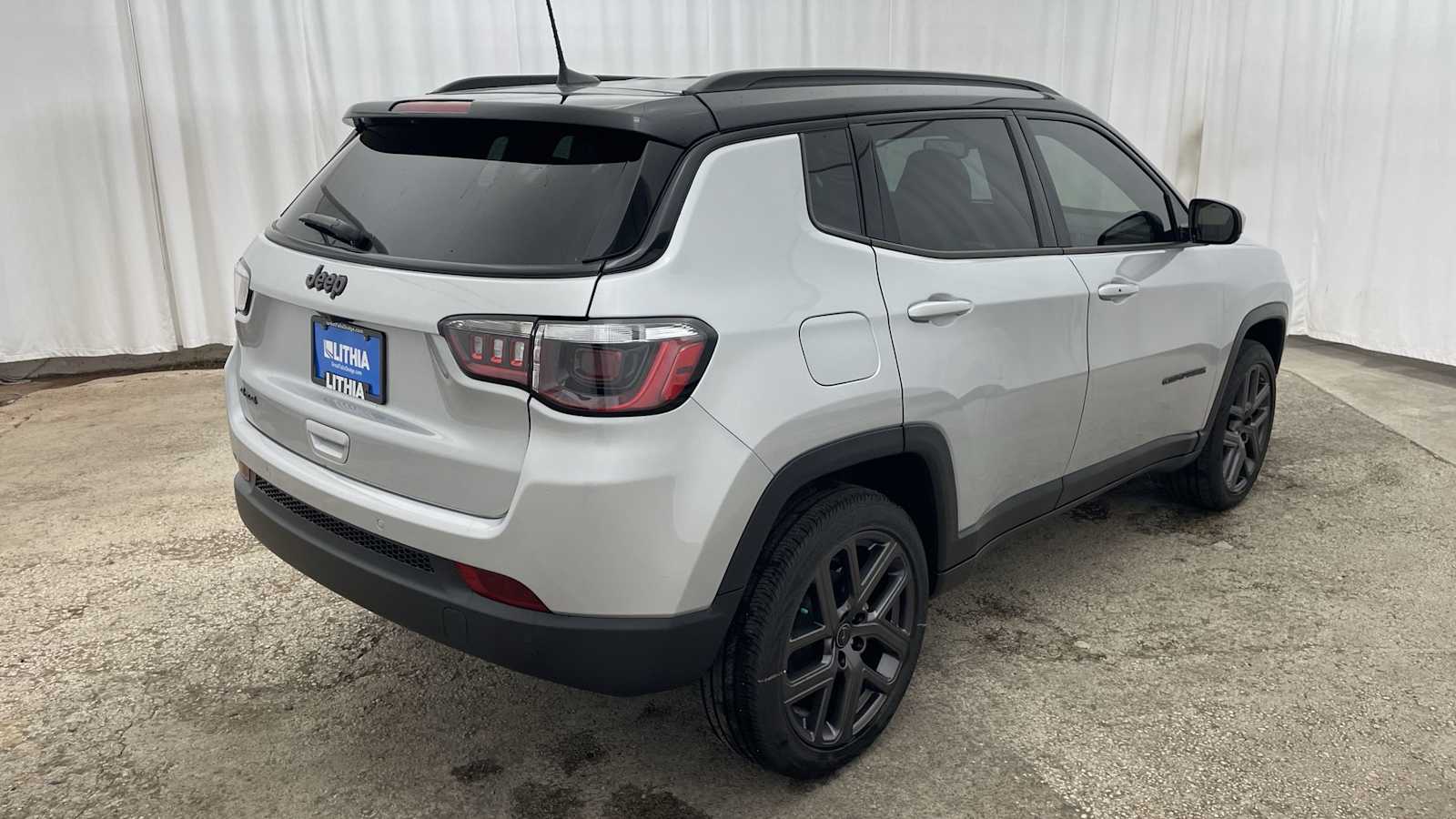 Thumbnail: 2026 Jeep Compass - 31