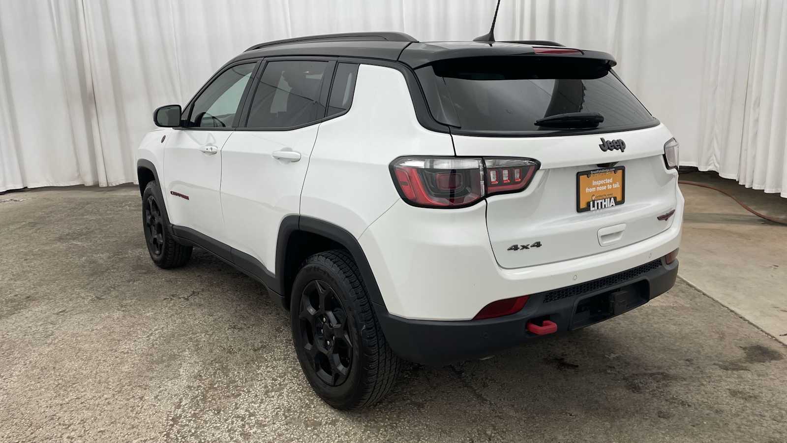 Thumbnail: 2023 Jeep Compass - 32