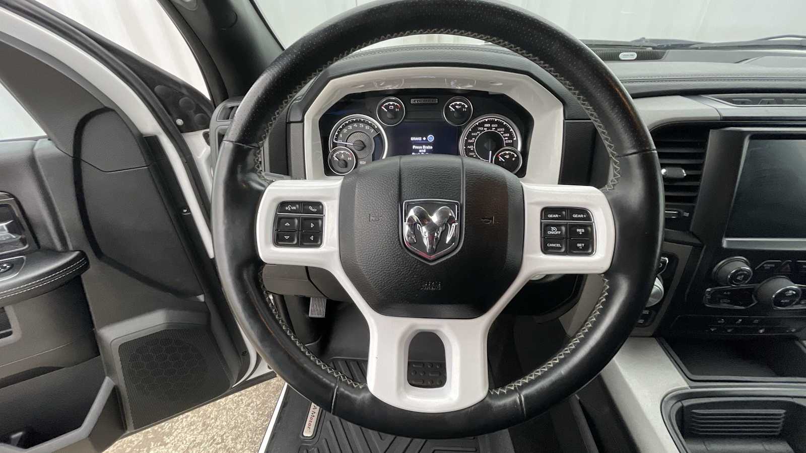 Thumbnail: 2017 RAM 1500 - 10