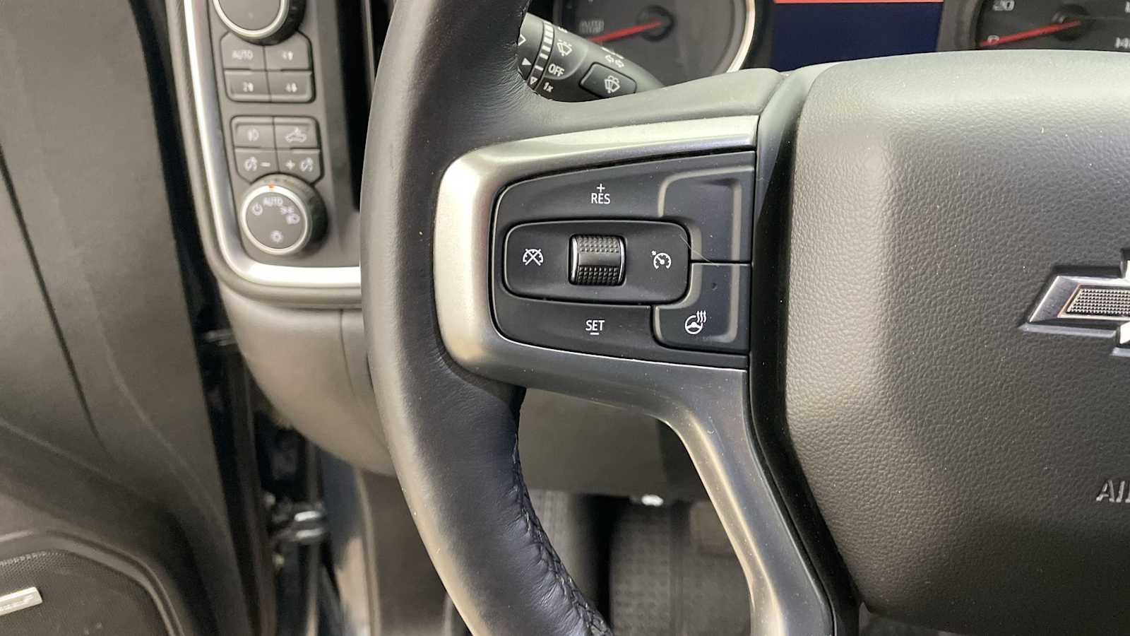 Thumbnail: 2019 Chevrolet Silverado 1500 - 12