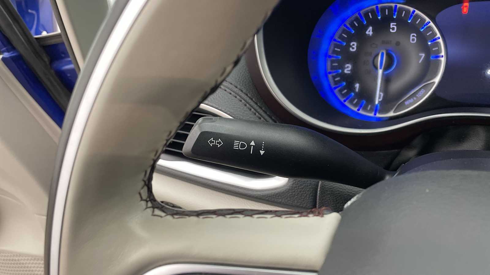 Thumbnail: 2020 Chrysler Pacifica - 19