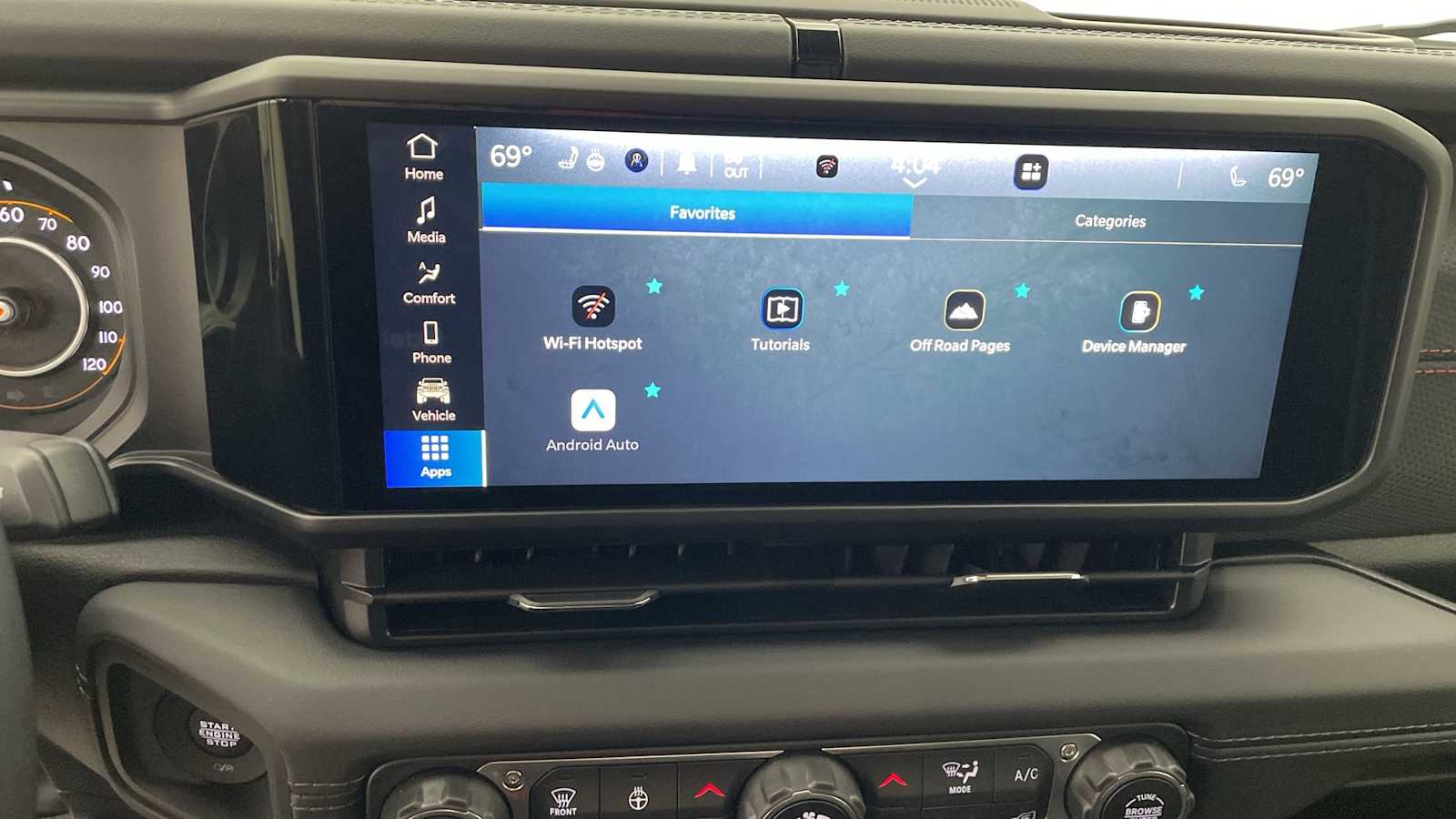 Thumbnail: 2025 Jeep Wrangler - 25