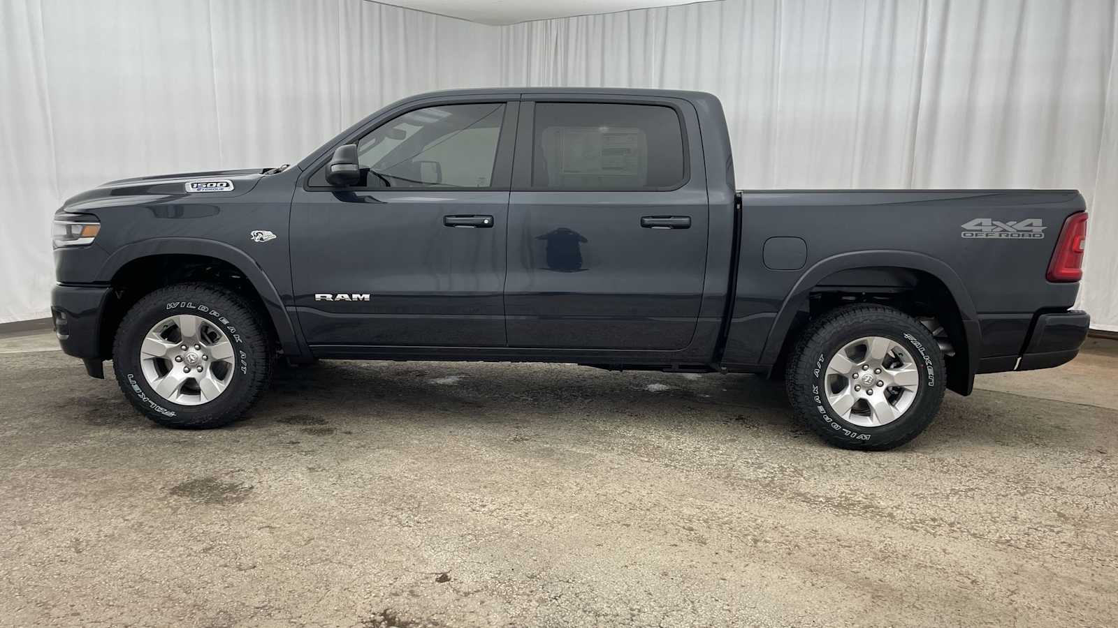 Thumbnail: 2026 RAM 1500 - 29