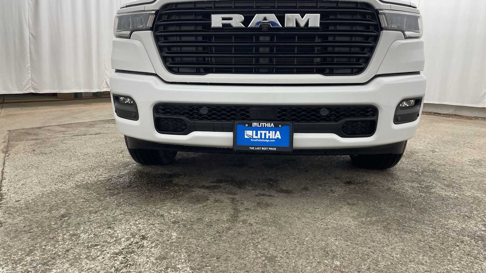 Thumbnail: 2026 RAM 1500 - 40