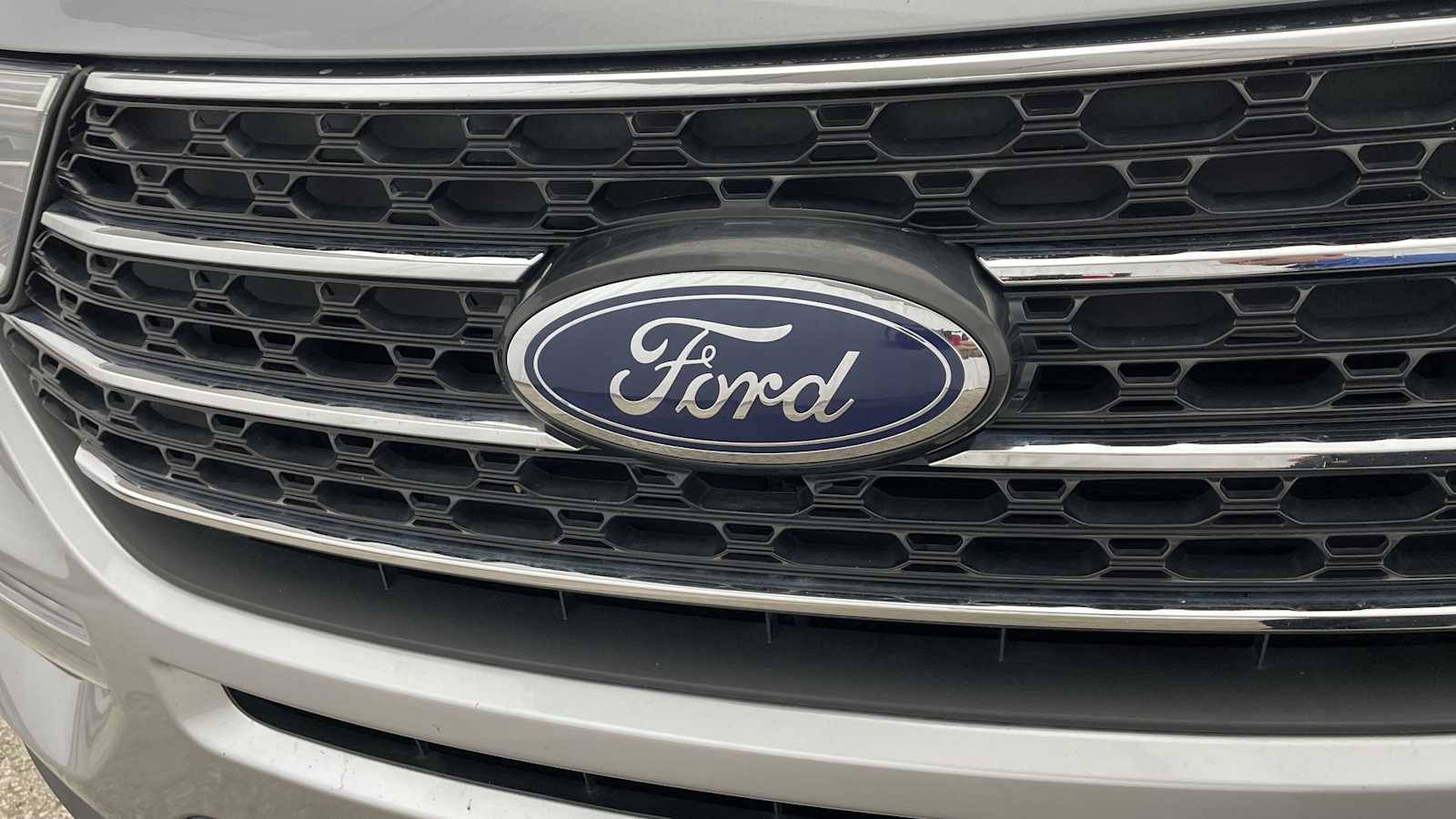 Thumbnail: 2022 Ford Explorer - 42