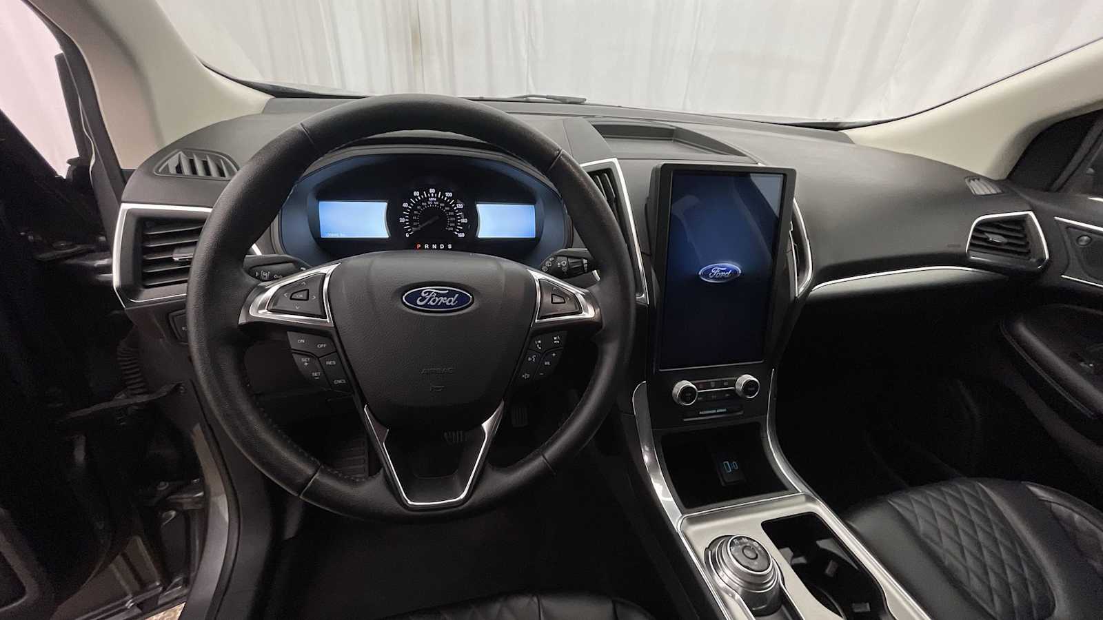 Thumbnail: 2024 Ford Edge - 3