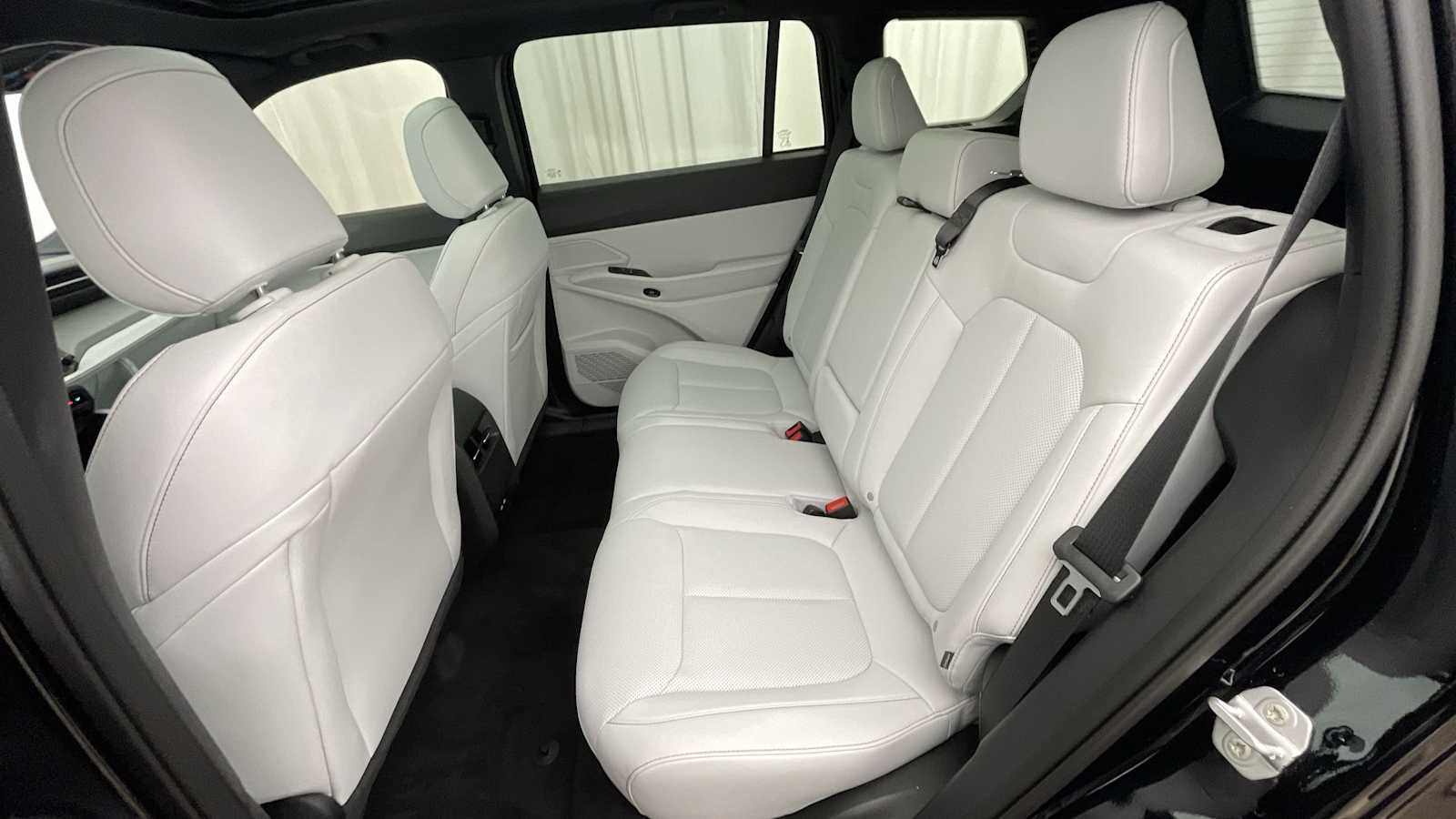 Thumbnail: 2026 Jeep Cherokee - 9