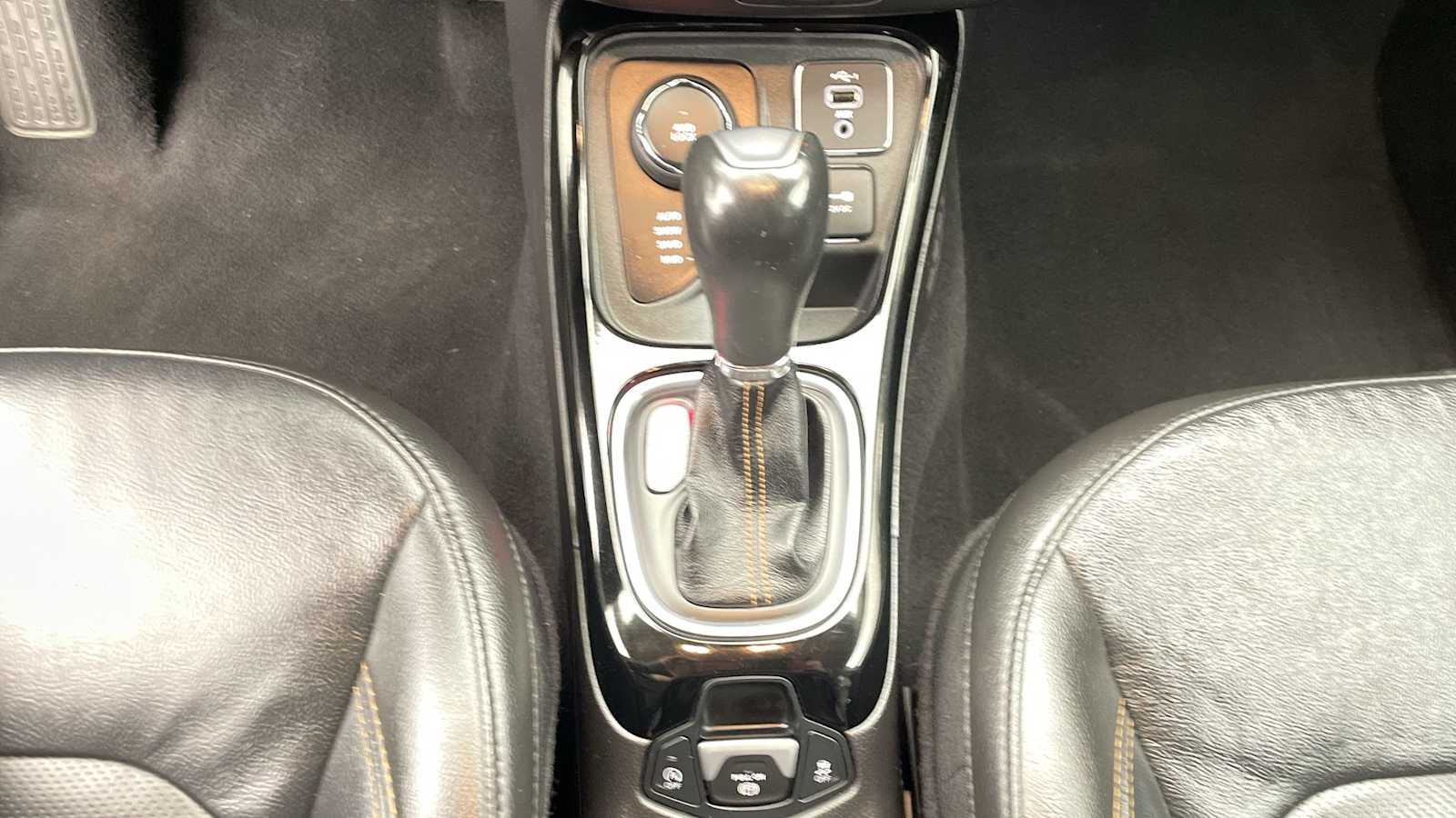 Thumbnail: 2021 Jeep Compass - 19