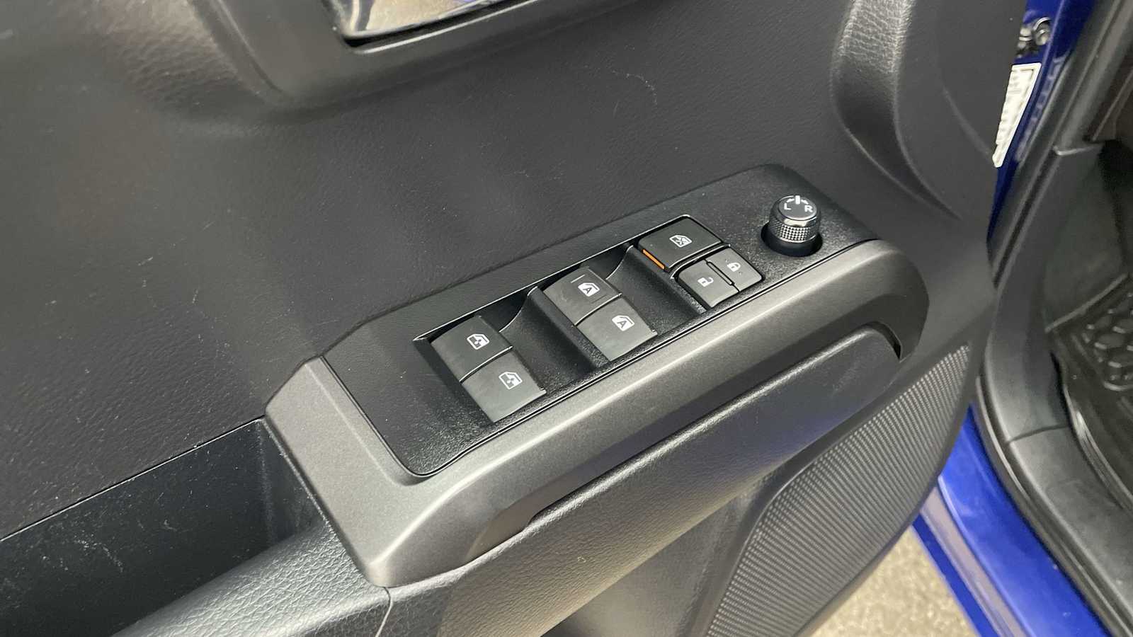 Thumbnail: 2023 Toyota Tacoma - 7