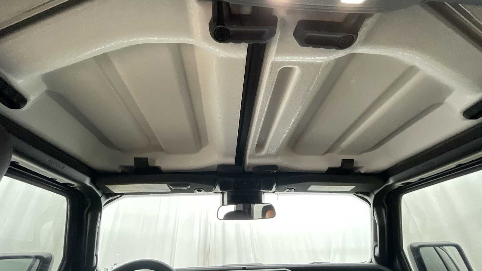 Thumbnail: 2025 Jeep Gladiator - 8