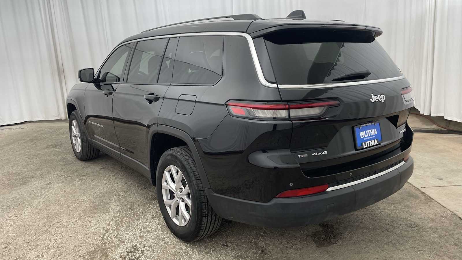 Thumbnail: 2022 Jeep Grand Cherokee - 33