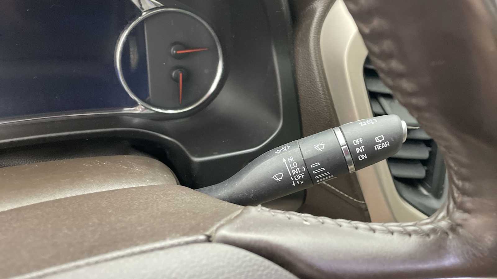 Thumbnail: 2017 GMC Acadia - 18