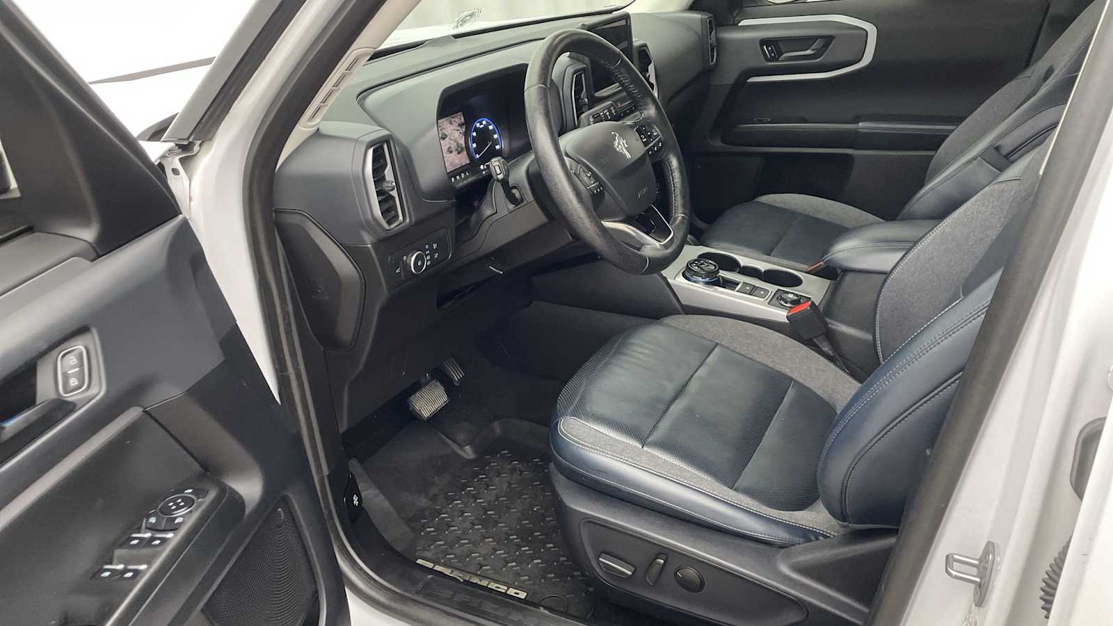 Thumbnail: 2021 Ford Bronco Sport - 2