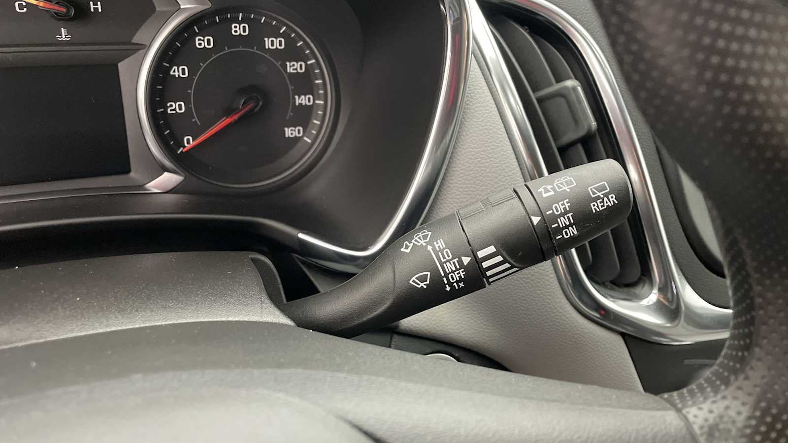 Thumbnail: 2024 Chevrolet Equinox - 14