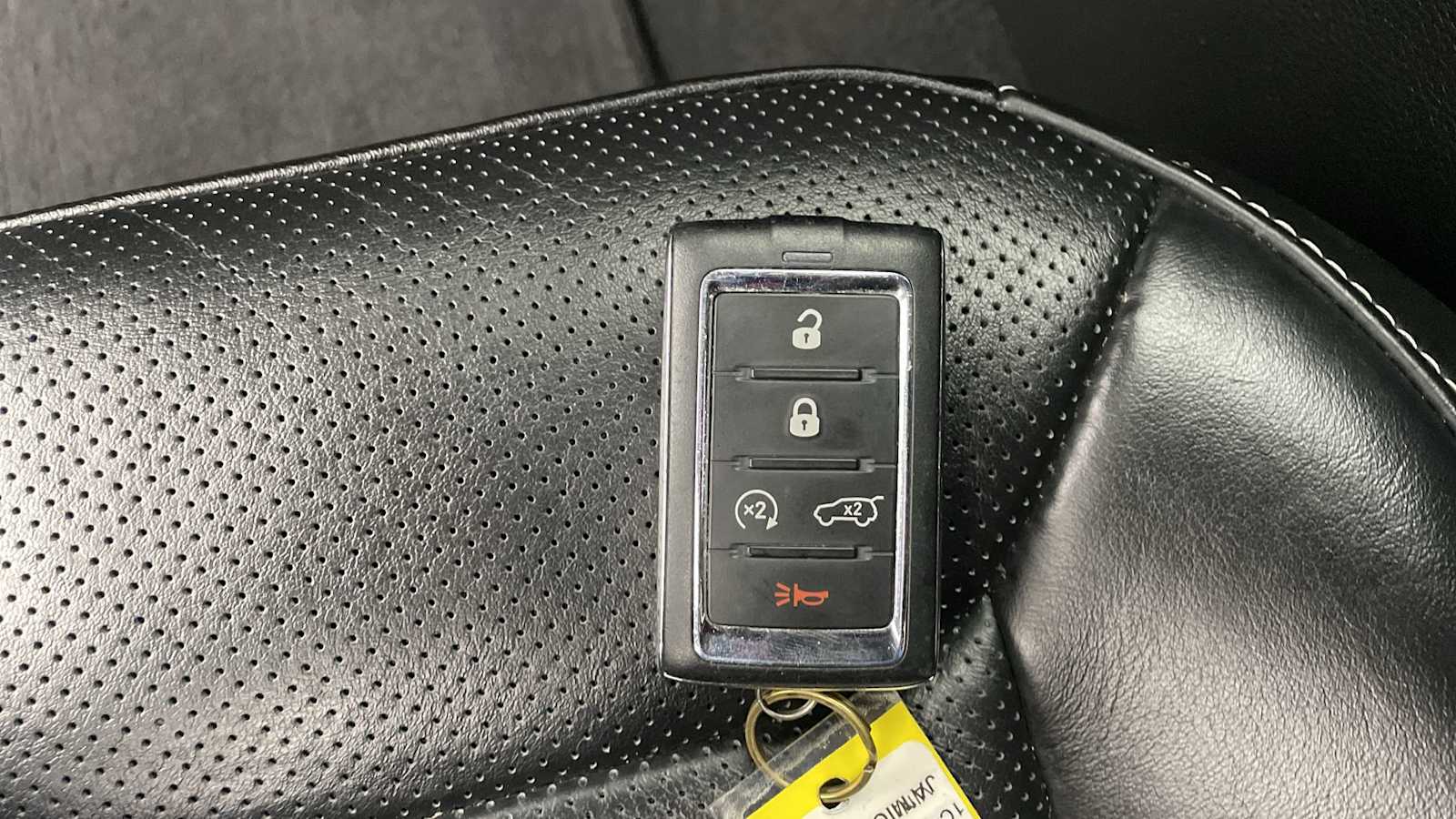 Thumbnail: 2023 Jeep Grand Cherokee - 25