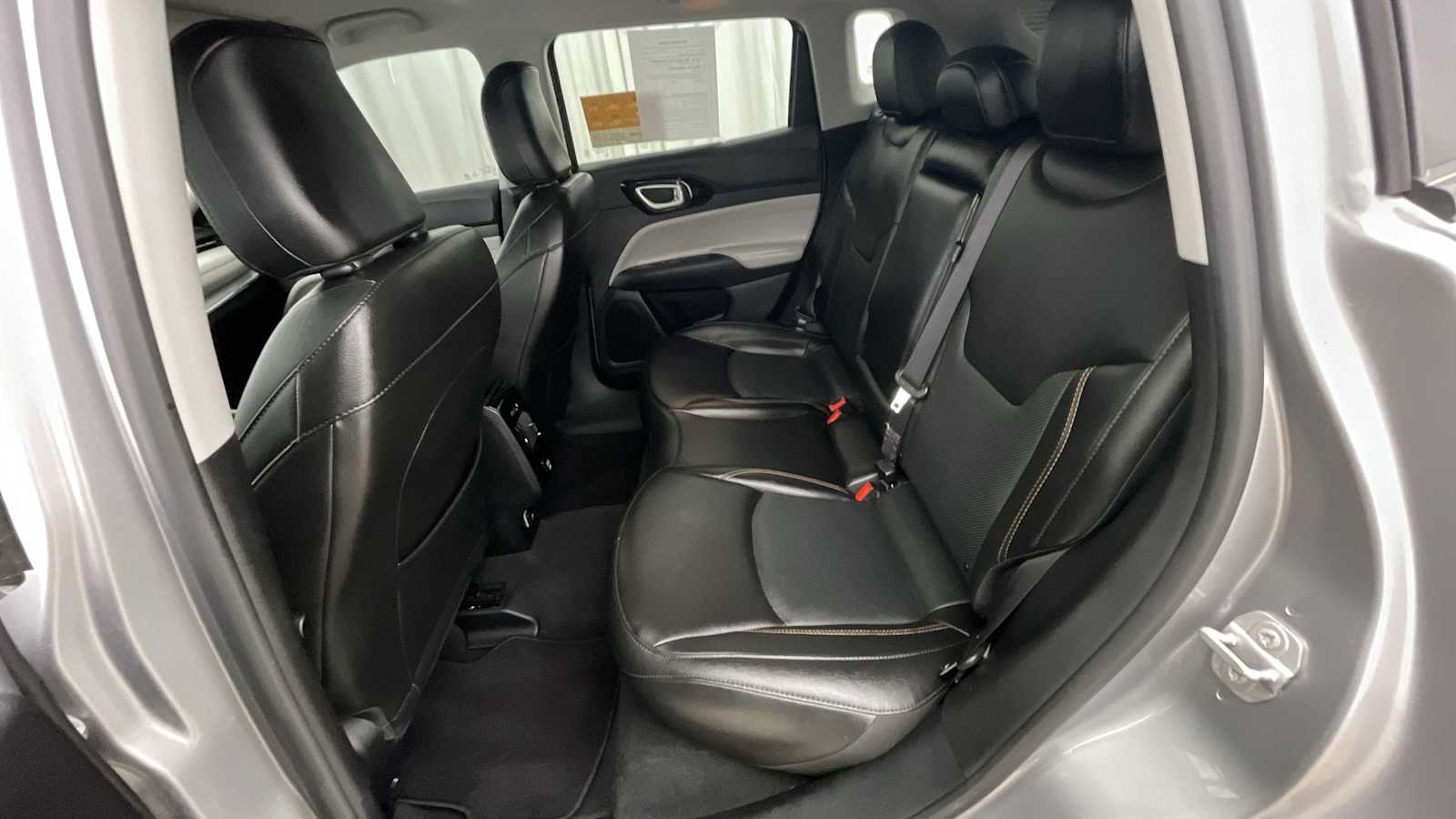 Thumbnail: 2022 Jeep Compass - 8