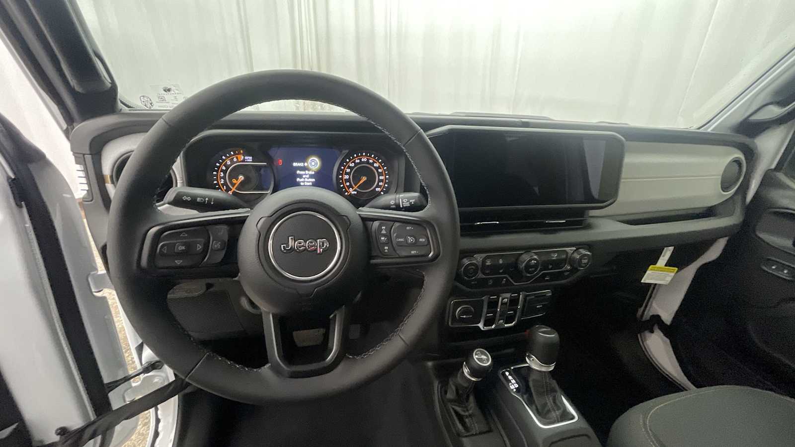 Thumbnail: 2025 Jeep Gladiator - 3