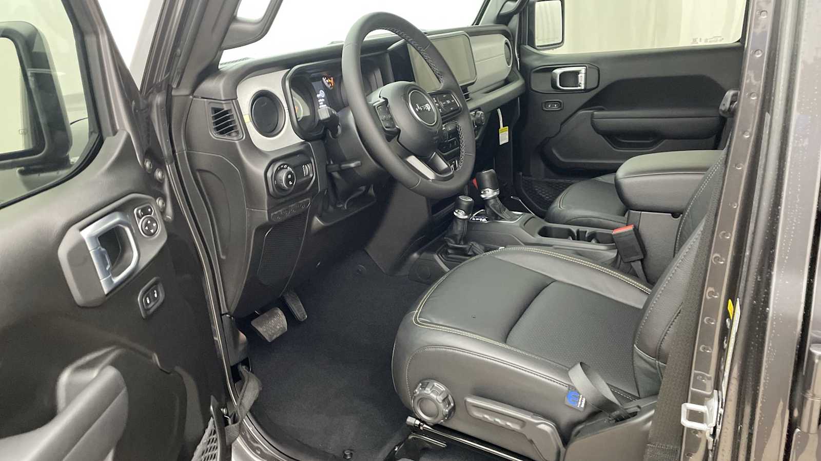 Thumbnail: 2026 Jeep Gladiator - 2