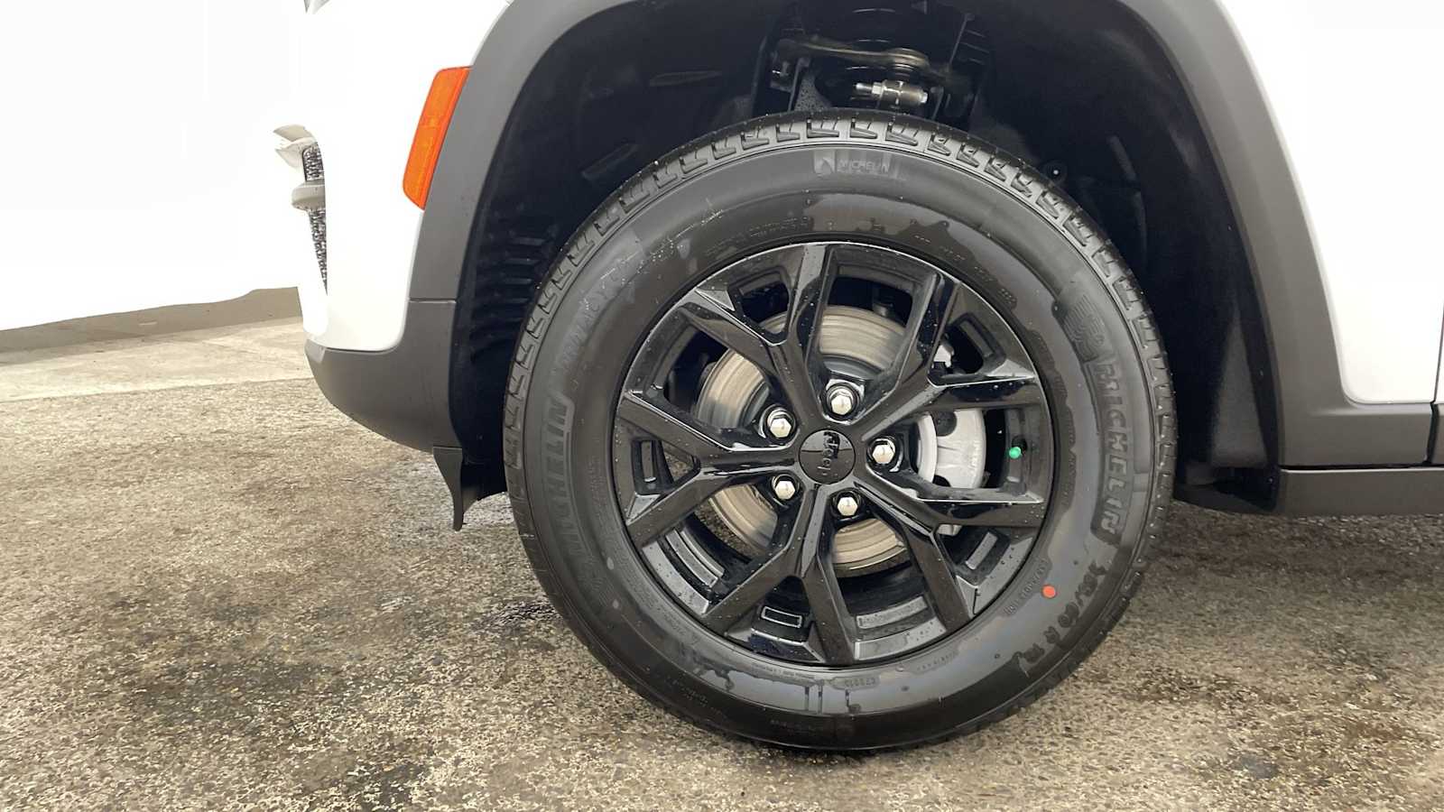 Thumbnail: 2025 Jeep Grand Cherokee - 40