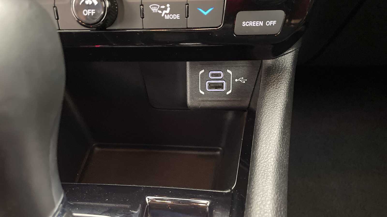 Thumbnail: 2023 Jeep Compass - 20