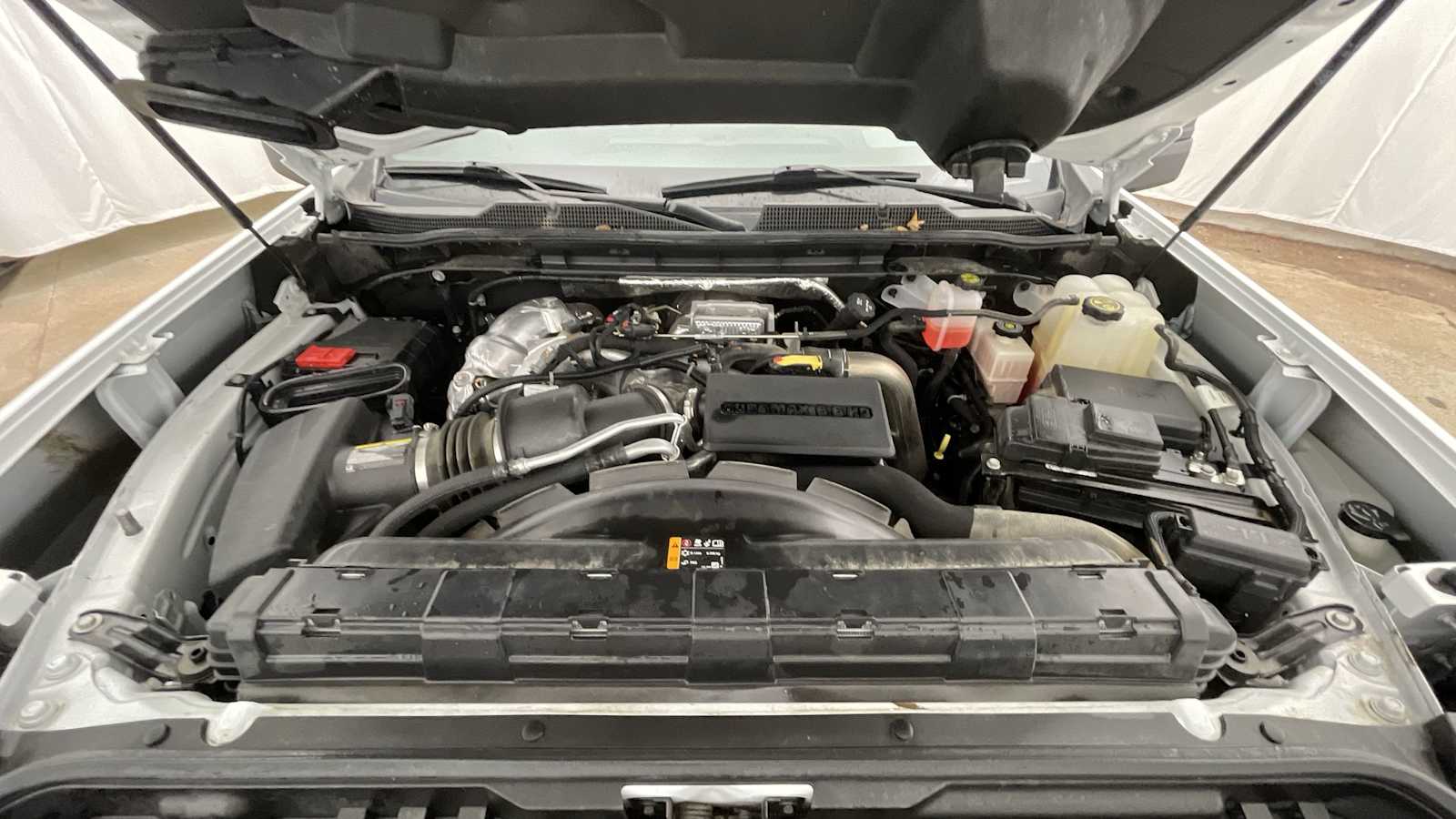 Thumbnail: 2022 Chevrolet Silverado 3500 - 29