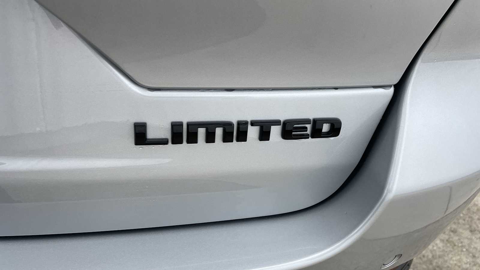 Thumbnail: 2025 Jeep Grand Cherokee - 28