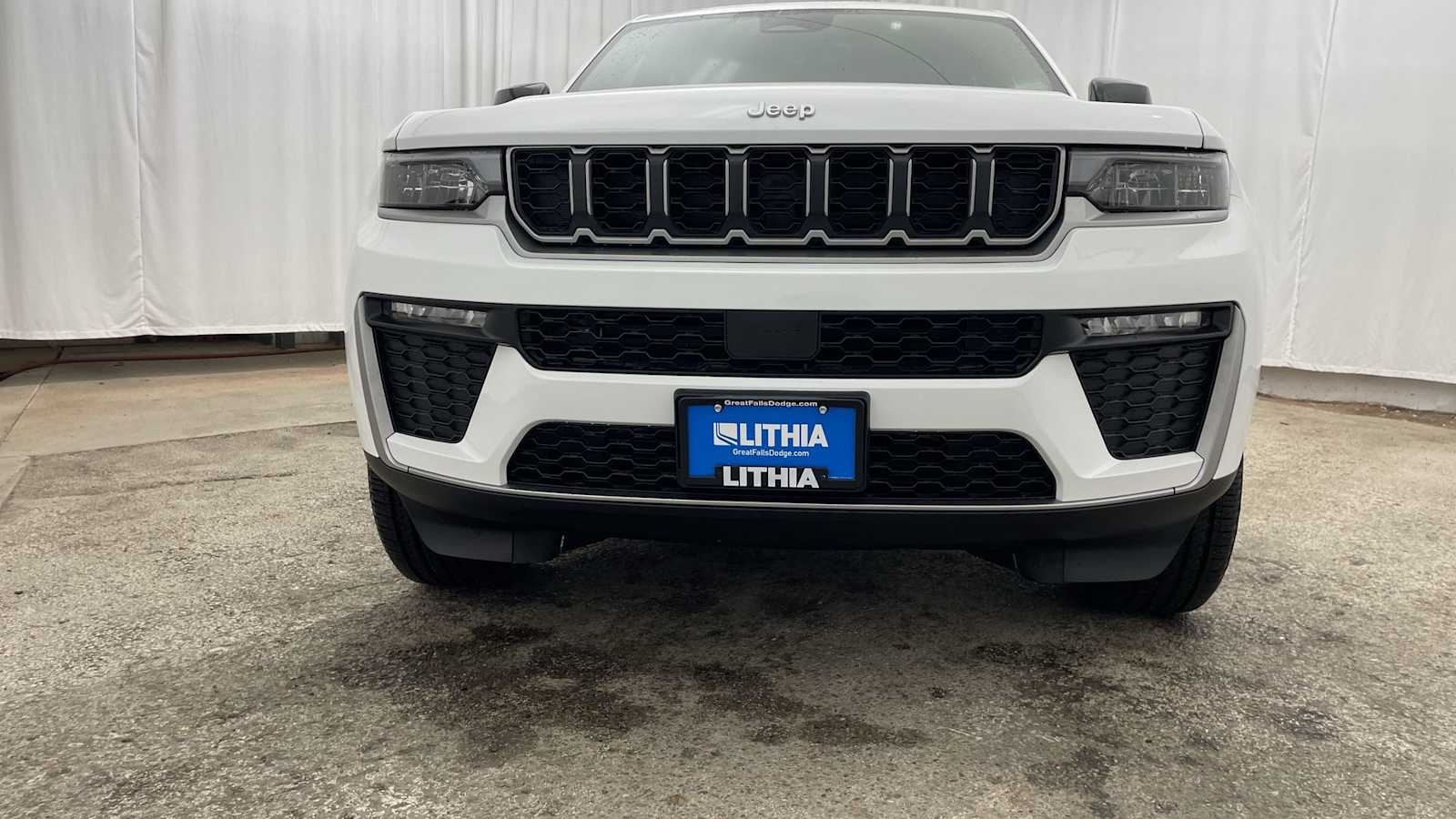 Thumbnail: 2026 Jeep Grand Cherokee L - 41