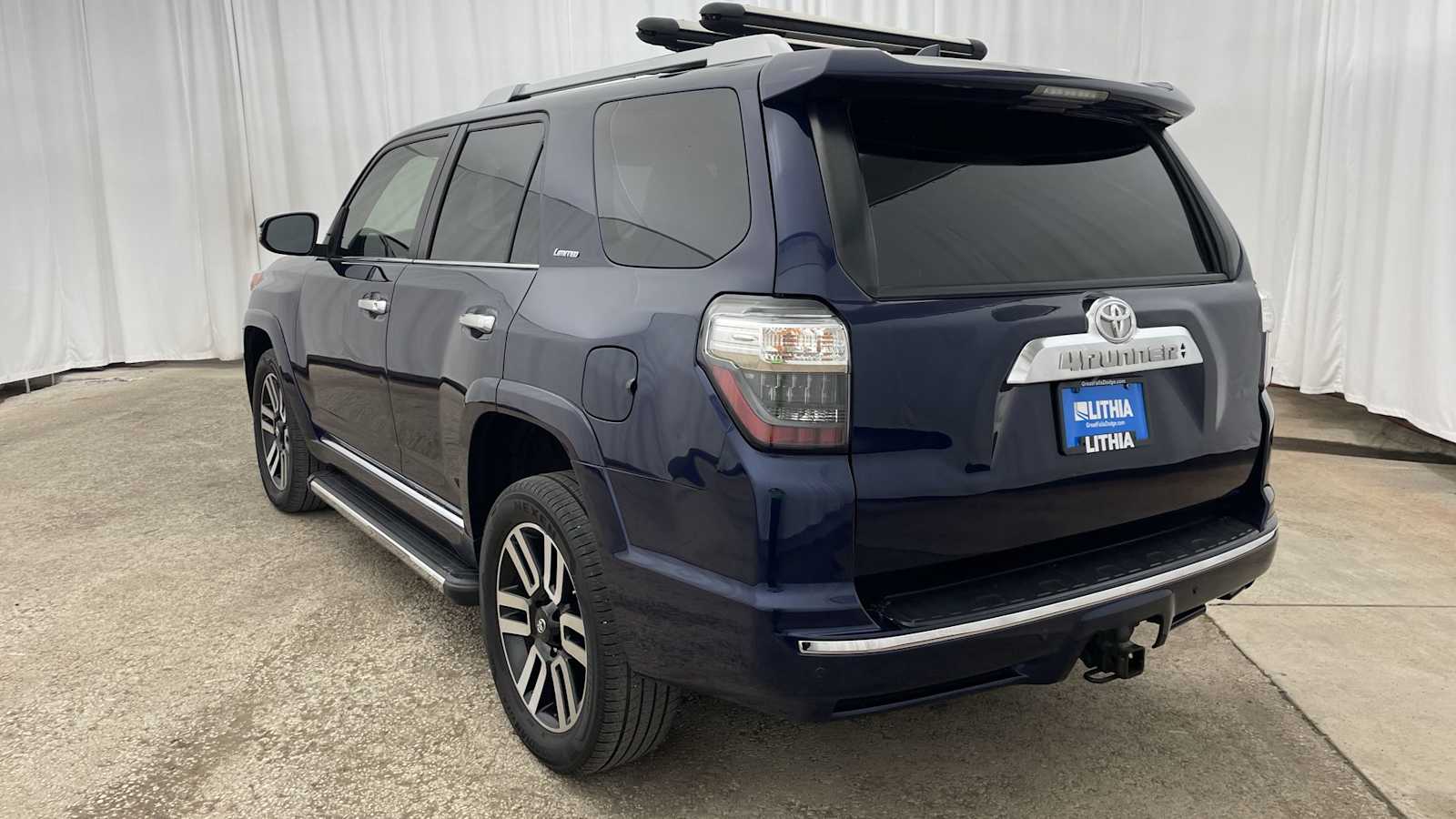 Thumbnail: 2018 Toyota 4Runner - 33