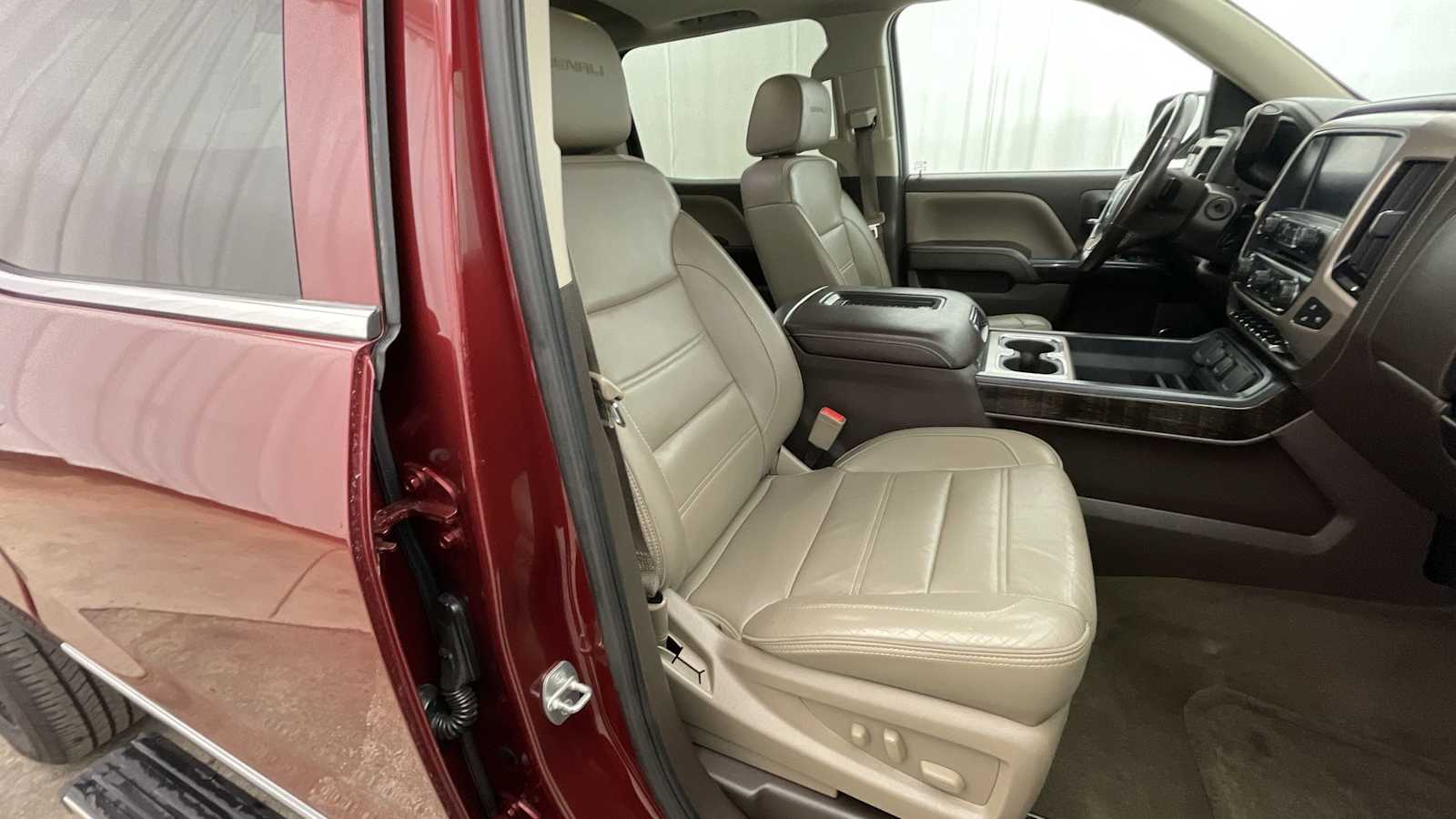 Thumbnail: 2016 GMC Sierra 1500 - 12