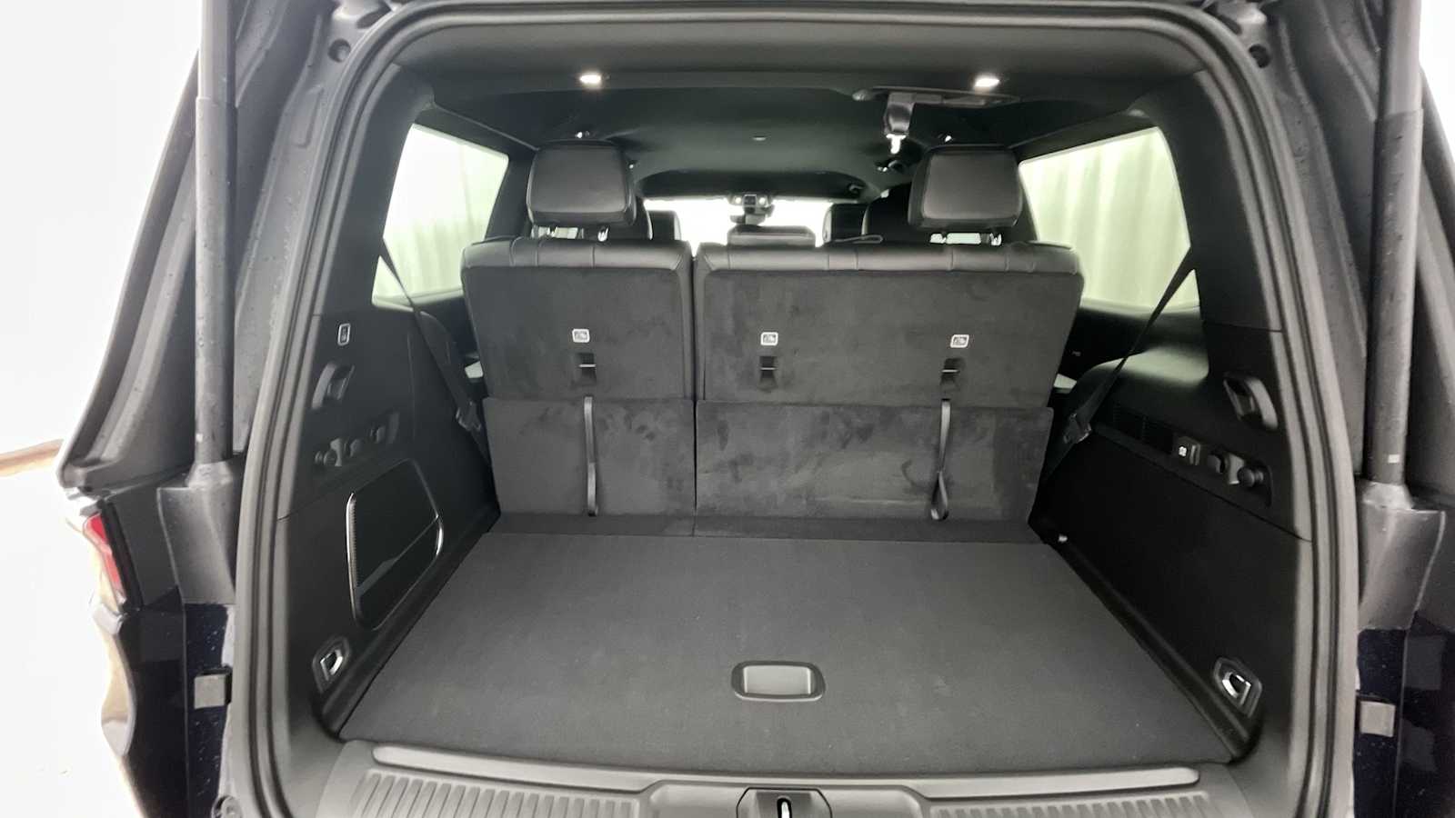 Thumbnail: 2025 Jeep Wagoneer - 30