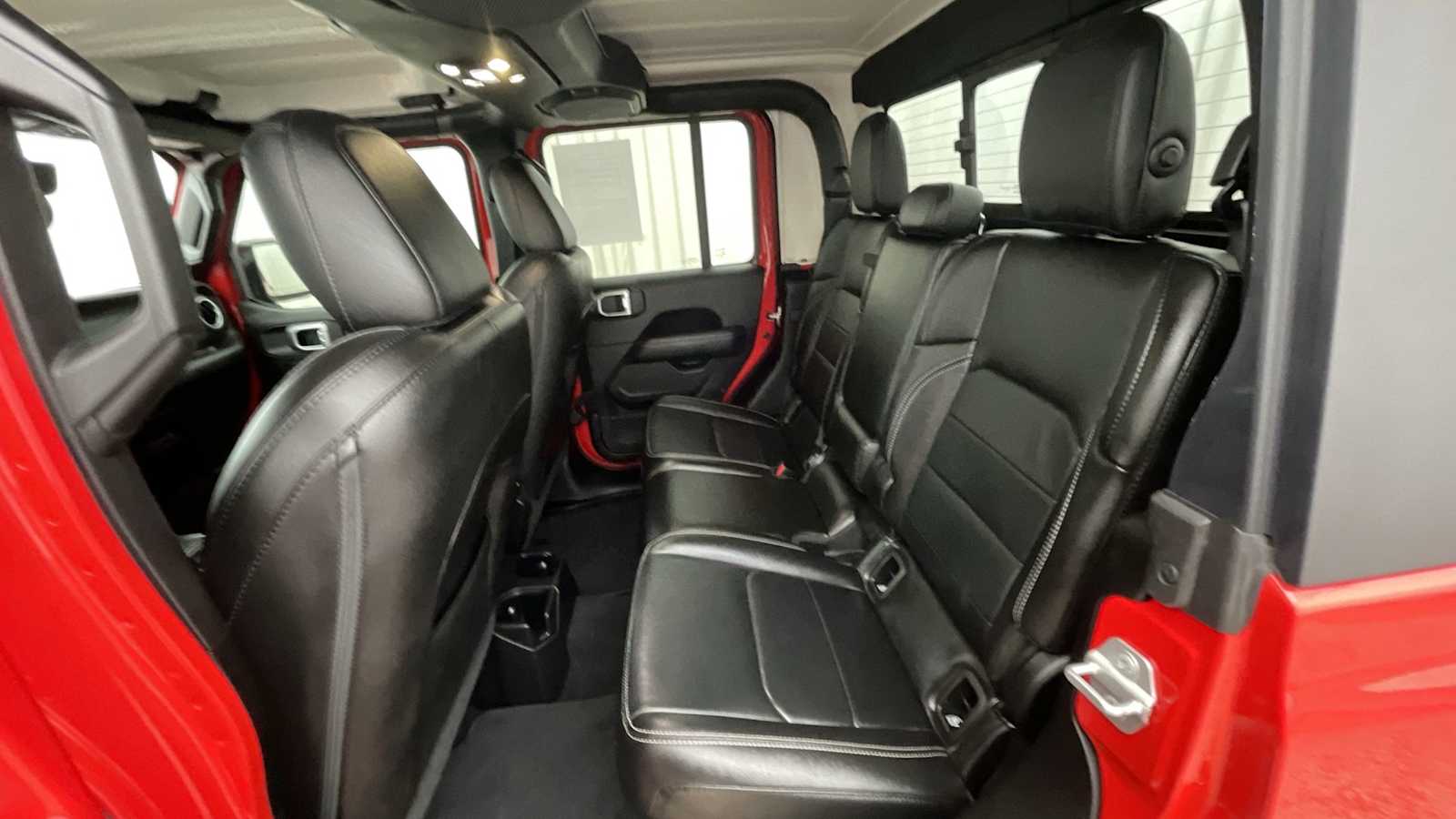 Thumbnail: 2020 Jeep Gladiator - 10