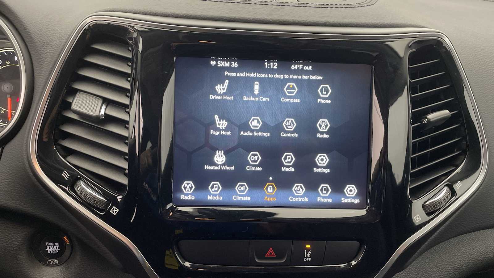 Thumbnail: 2022 Jeep Cherokee - 25