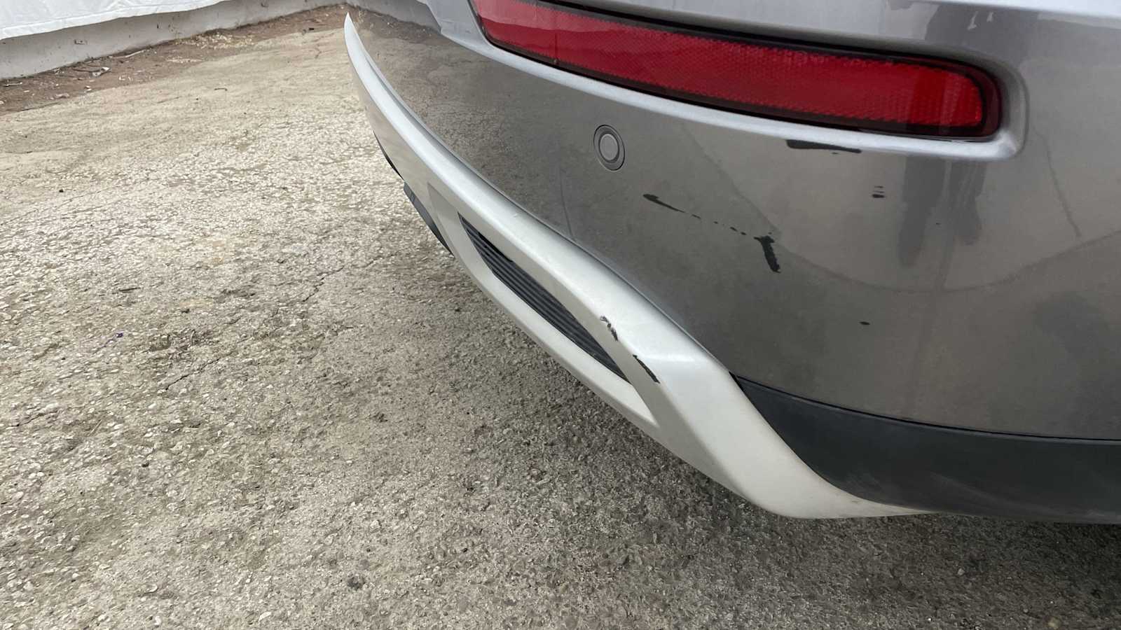 Thumbnail: 2023 Mitsubishi Outlander - 42