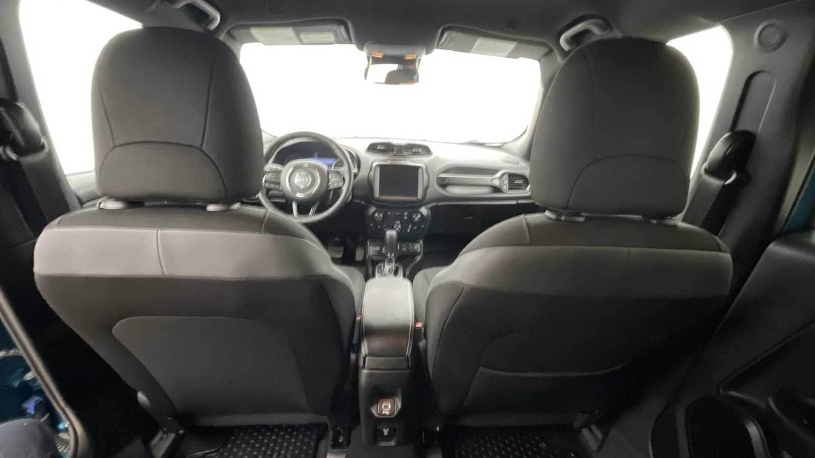 Thumbnail: 2022 Jeep Renegade - 8