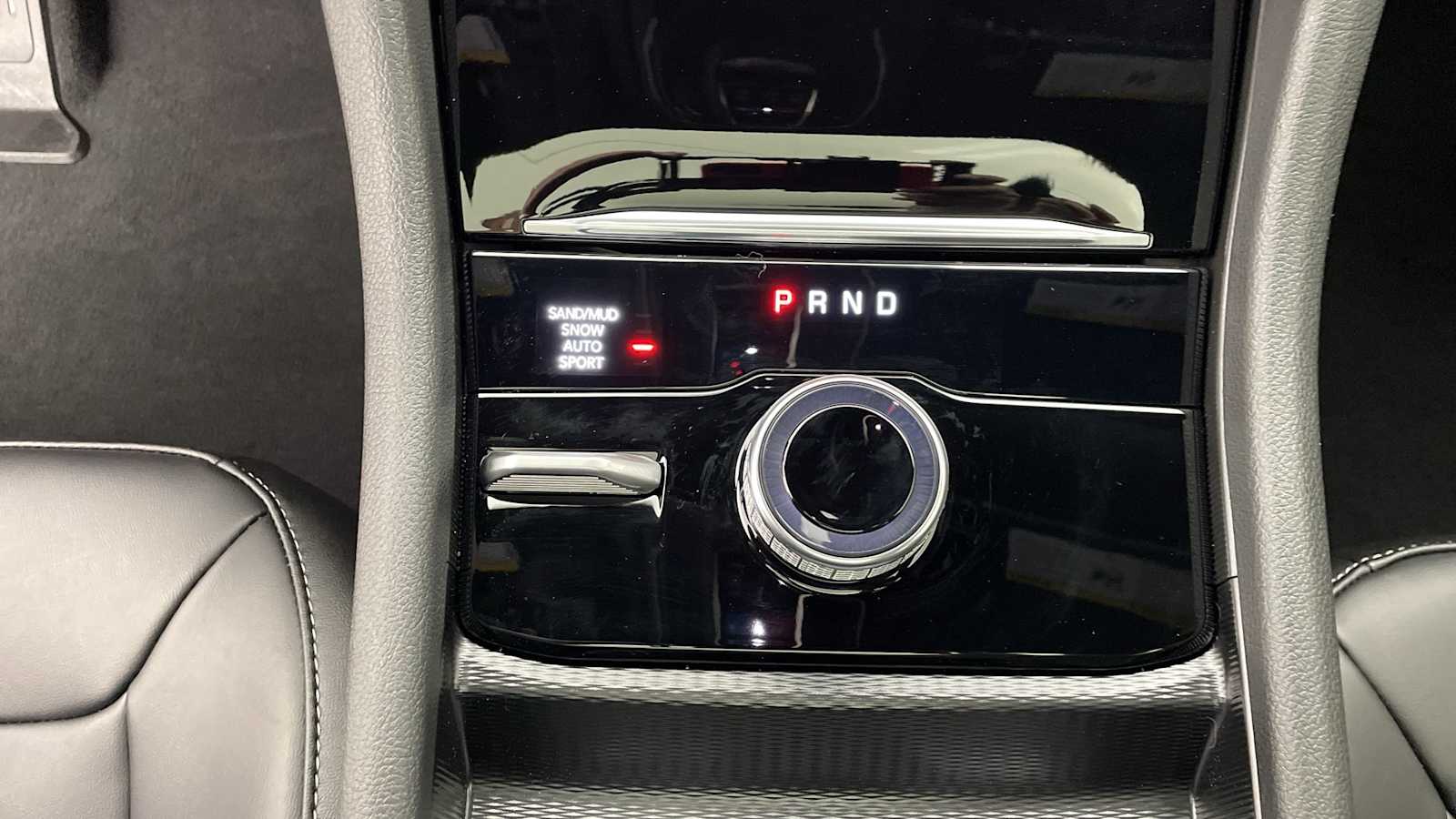 Thumbnail: 2025 Jeep Grand Cherokee - 23