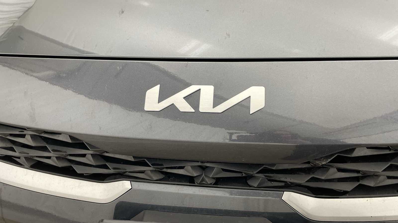 Thumbnail: 2022 Kia Forte - 32