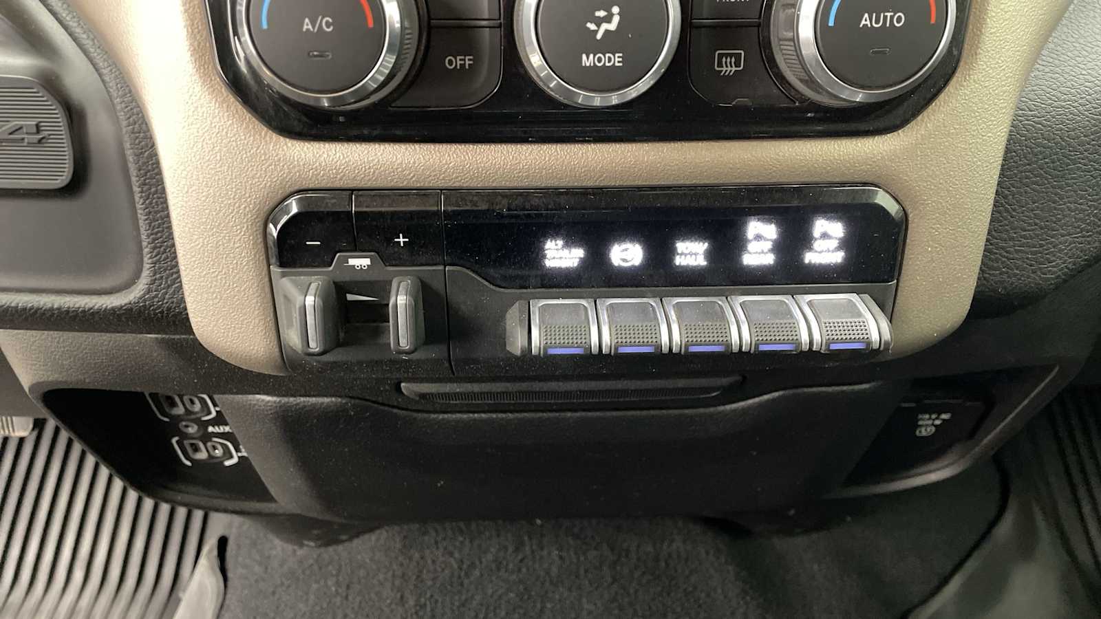 Thumbnail: 2022 RAM 3500 - 23
