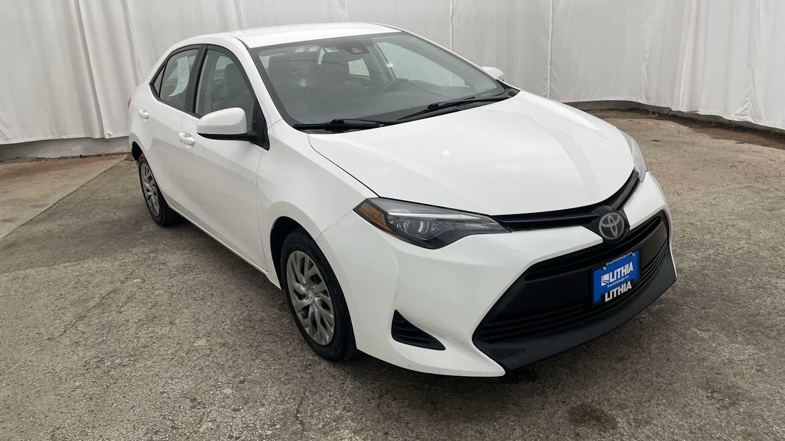 Thumbnail: 2019 Toyota Corolla - 31