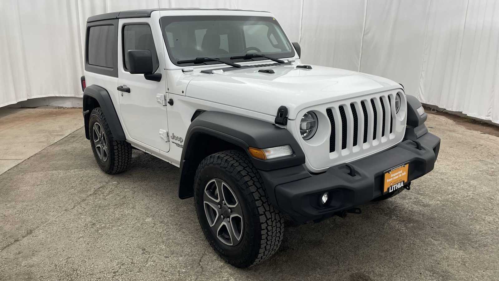 Thumbnail: 2020 Jeep Wrangler - 34