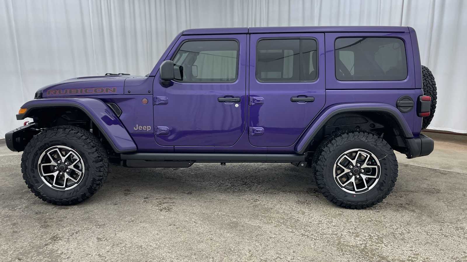 Thumbnail: 2026 Jeep Wrangler - 33