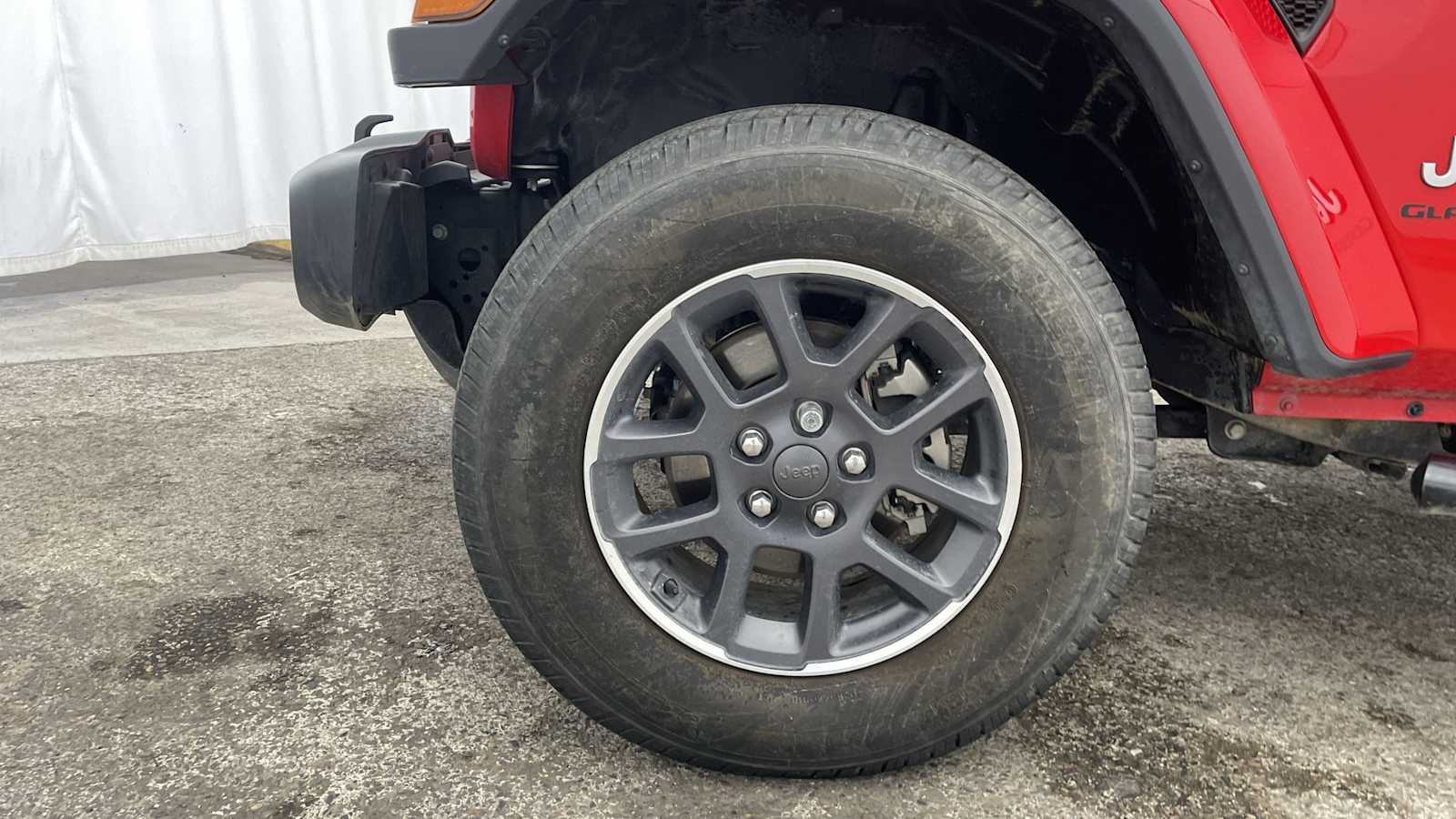 Thumbnail: 2020 Jeep Gladiator - 44