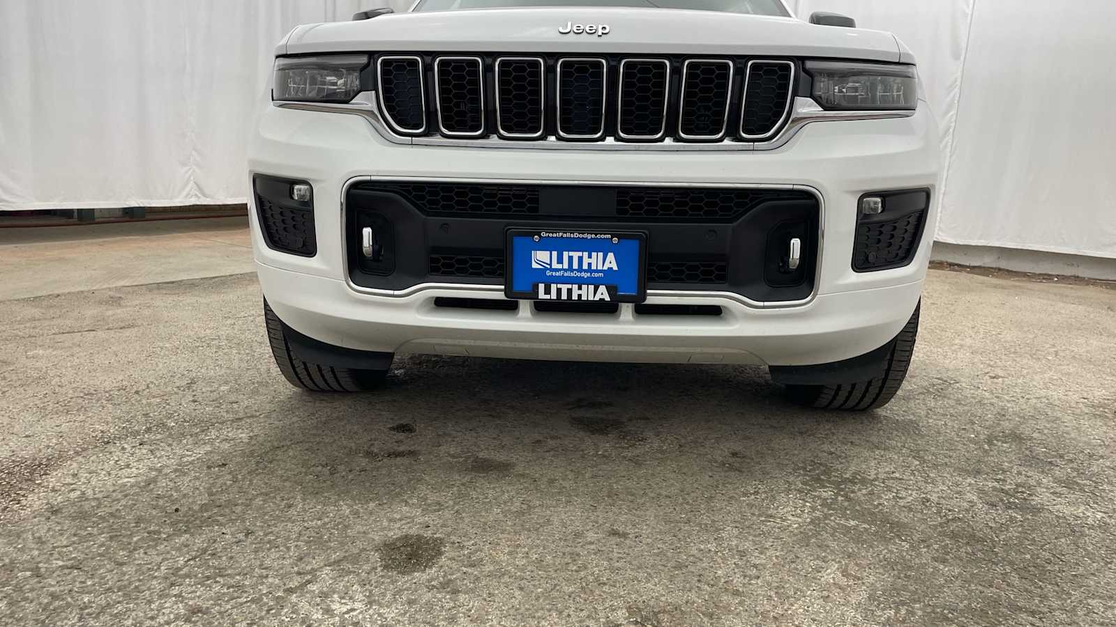 Thumbnail: 2023 Jeep Grand Cherokee - 42