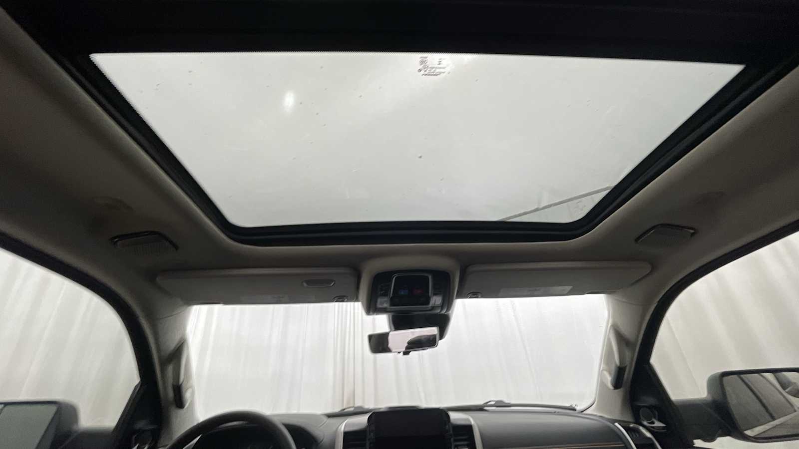 Thumbnail: 2026 RAM 1500 - 9