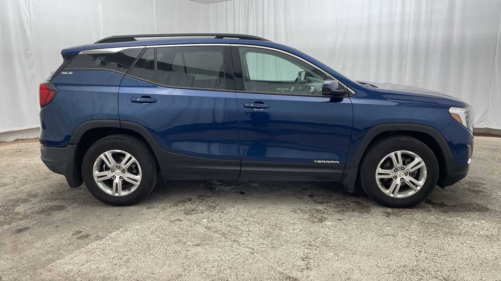 Thumbnail: 2020 GMC Terrain - 34