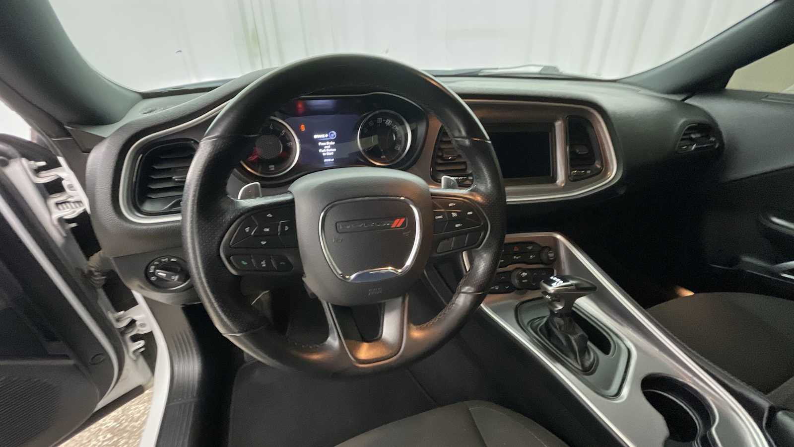 Thumbnail: 2022 Dodge Challenger - 3