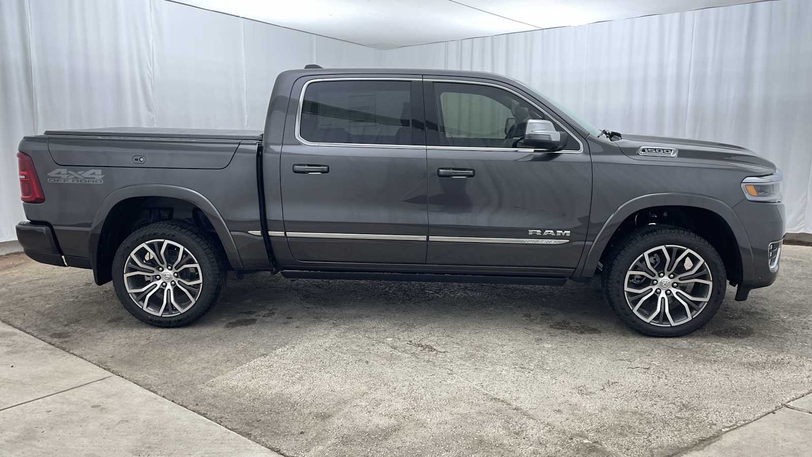 Thumbnail: 2026 RAM 1500 - 38