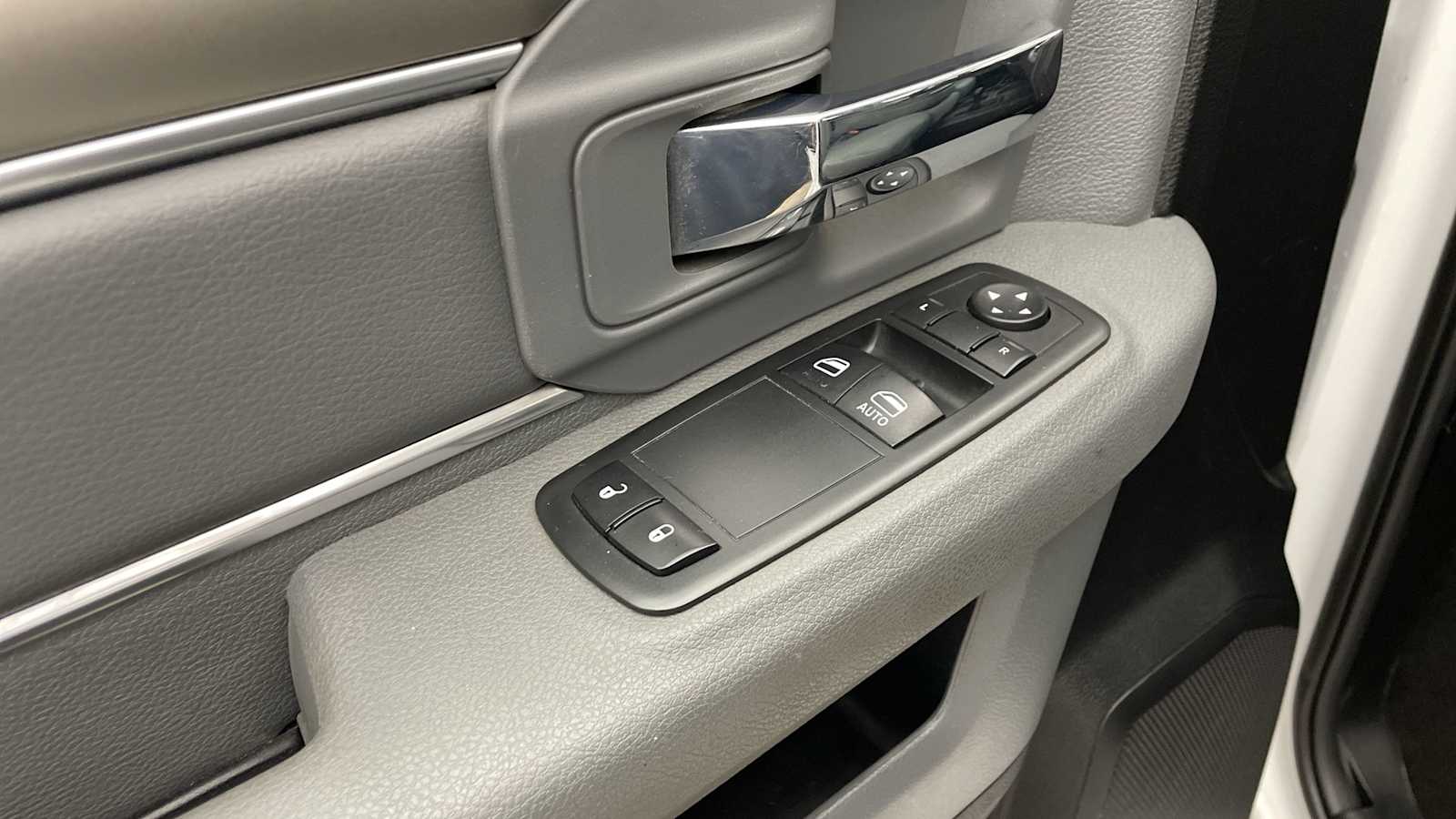 Thumbnail: 2014 RAM 2500 - 5